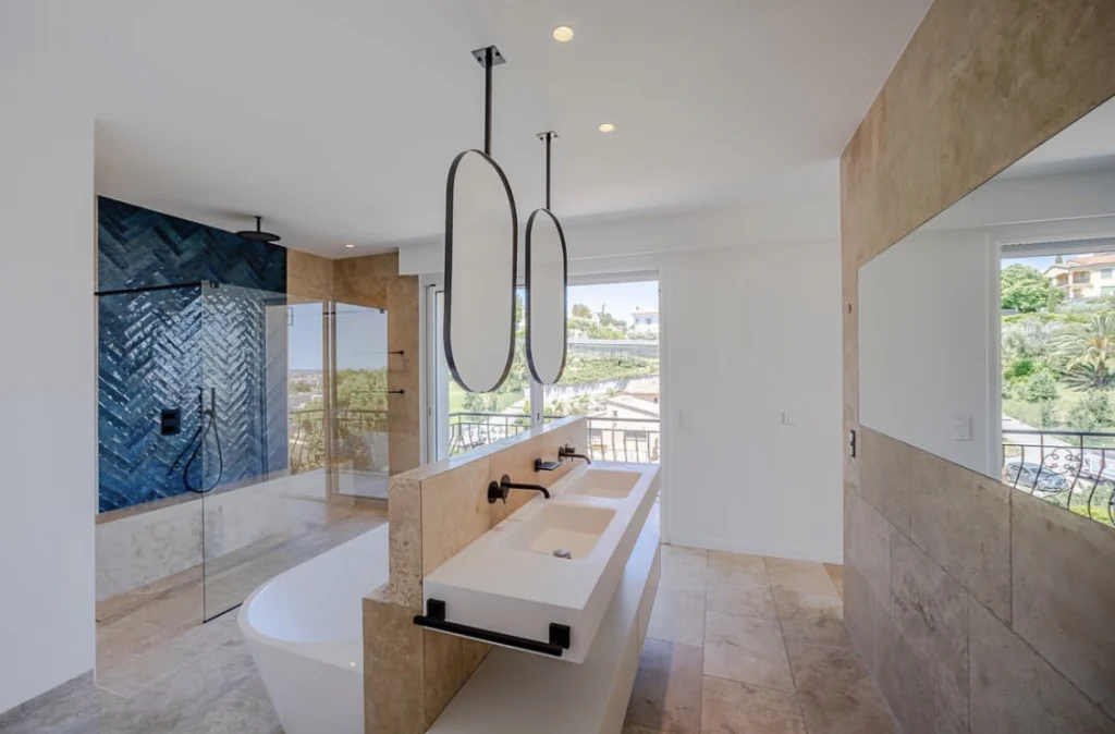 réalisation de salle de bain hc plomberie basé dans le Var à Draguignan